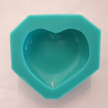 Load image into Gallery viewer, Soap Mould  Medium Heart