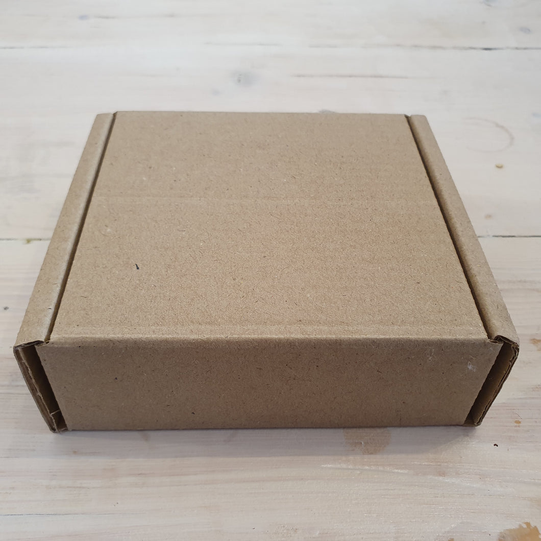 Box- Kraft  Shipper Medium Flip Lid  EPPUR252