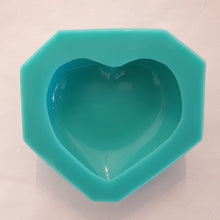 Load image into Gallery viewer, Soap Mould  Framed Heart 60 grm
