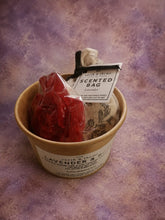 Load image into Gallery viewer, Lavender &amp; Red Rose Pack in Kraft Tub

