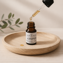 Load image into Gallery viewer, EO  -  Juniper  Essential Oil 10ml
