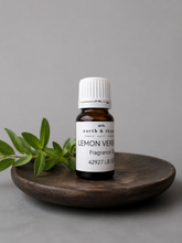 Load image into Gallery viewer, Fragrance Oil  - Tobacco Wood 10ml
